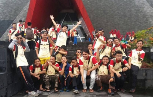 belajar_kepemimpinan_lewat_outbound.jpg