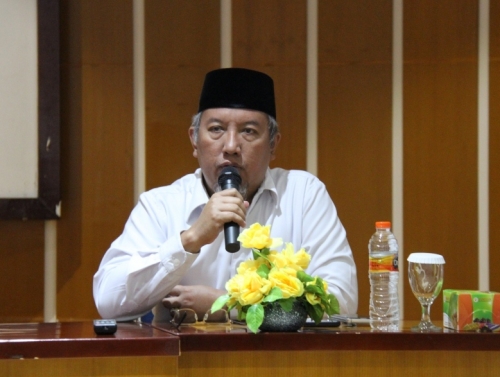 diskusi_publik_membangun_pts_bermutu_dalam_persaingan_global_2.jpg