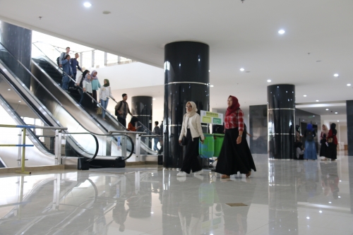 foto_bagian_dalam_kampus_4_uad_2.jpg