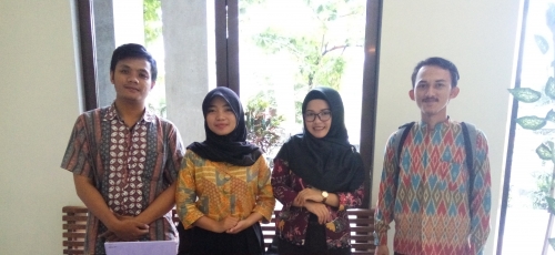 hari_batik.jpg