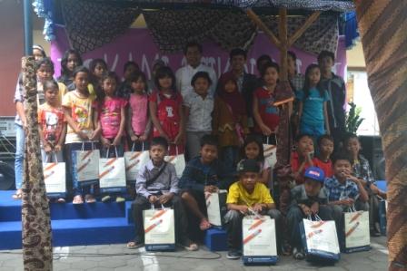Mahasiswa Baru Psikologi Lakukan Bakti Sosial