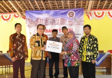 mahasiswa_fkip_uad_adakan_bakti_sosial_di_gunungkidul.jpg
