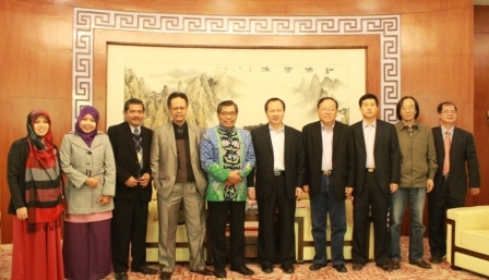 UAD dan GXUN.jpg