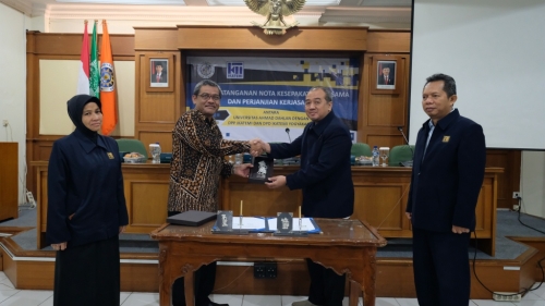 uad_teken_mou_dengan_ikatemi.jpg