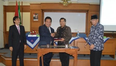 UAD Tingkatkan Kerja Sama dengan Perguruan Tinggi Malaysia