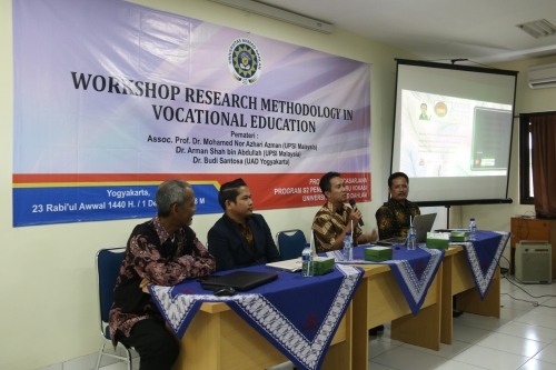 workshop_pendidikan_vokasi_pascasarjana_uad_2018_2.jpg